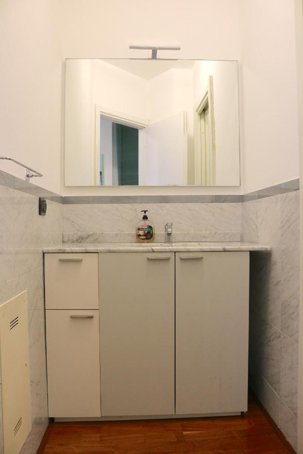 Ferienwohnung Happy Flat With Terrace Mailand Exterior foto